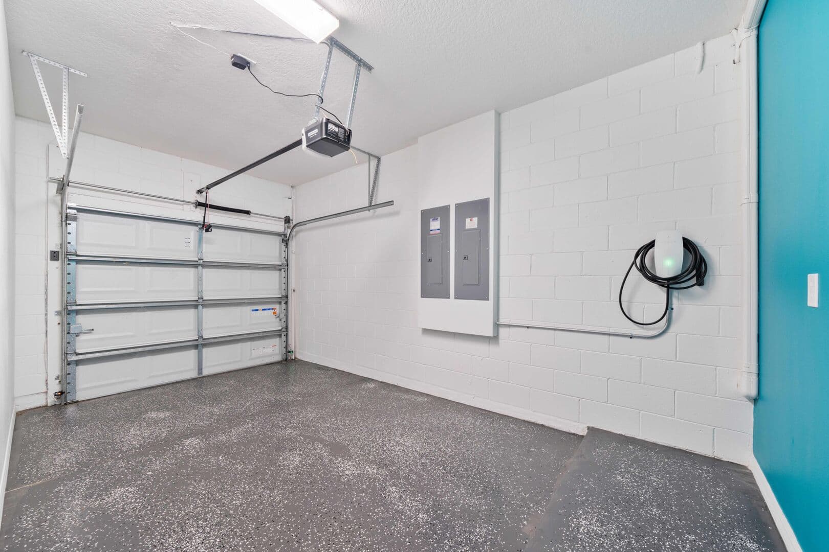 Grand View - Image 65