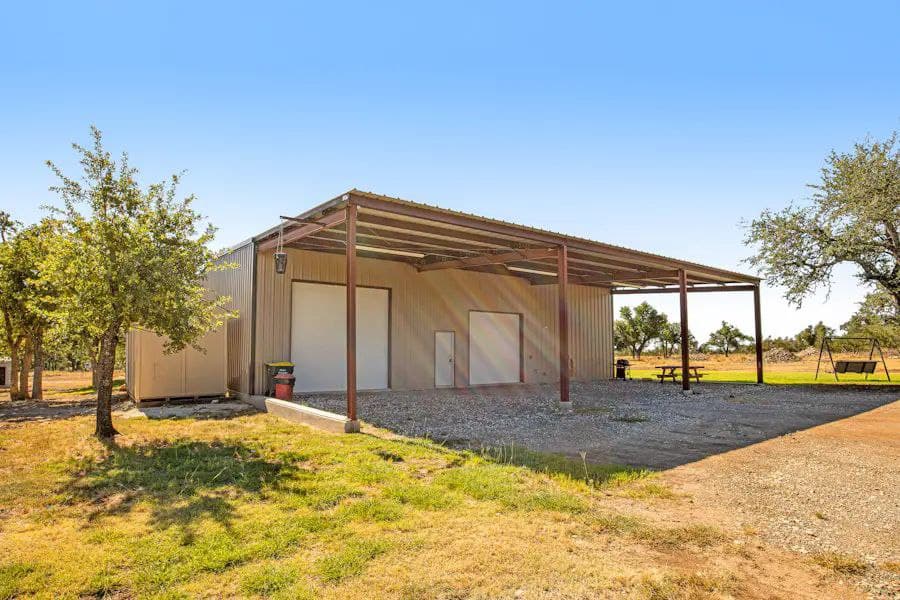 The Escape at Hilltop - Image 28