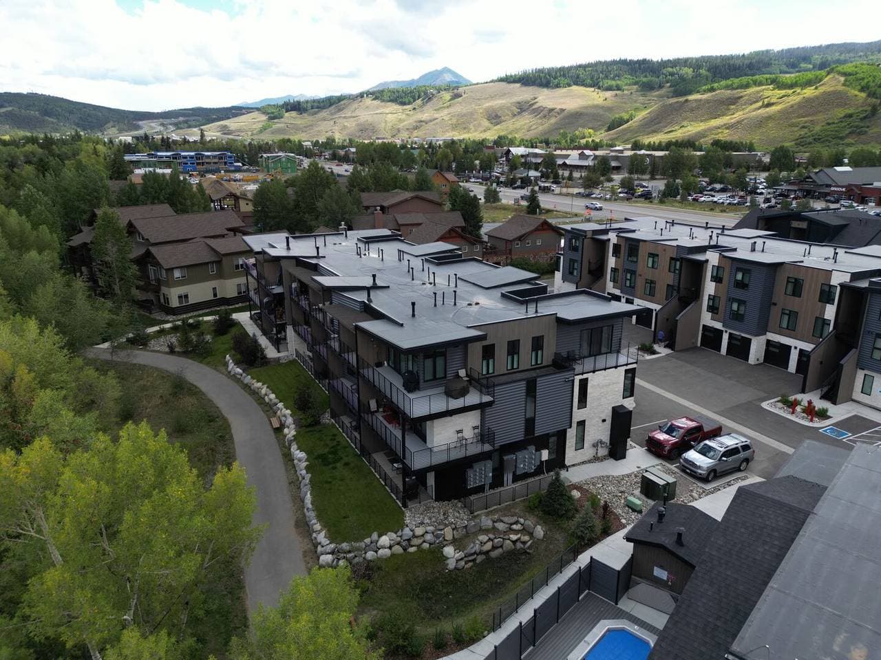 River West #522 - Image 48