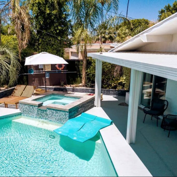 Golden Gem House - Image 1