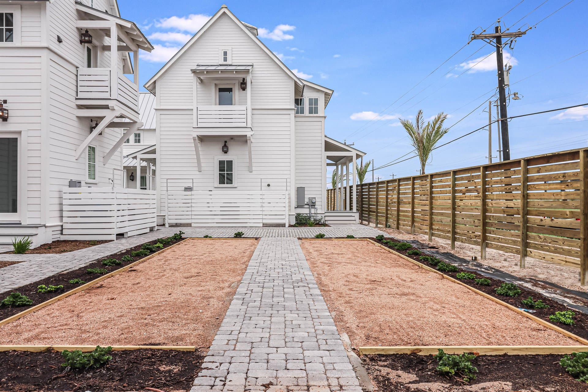 Coastal Cottage #B - Image 38