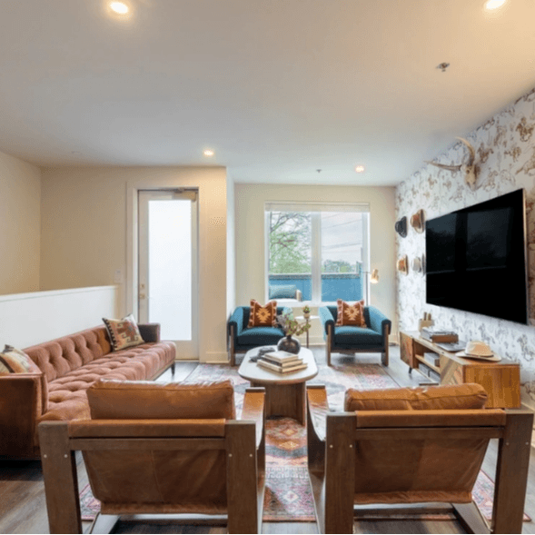 Monroe Residence - Image 1