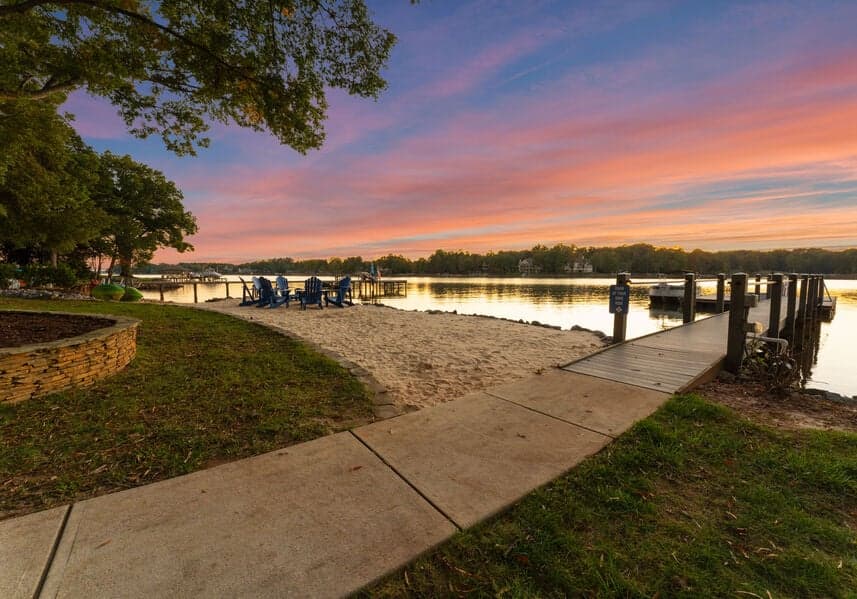 Sandy Shore - Image 52