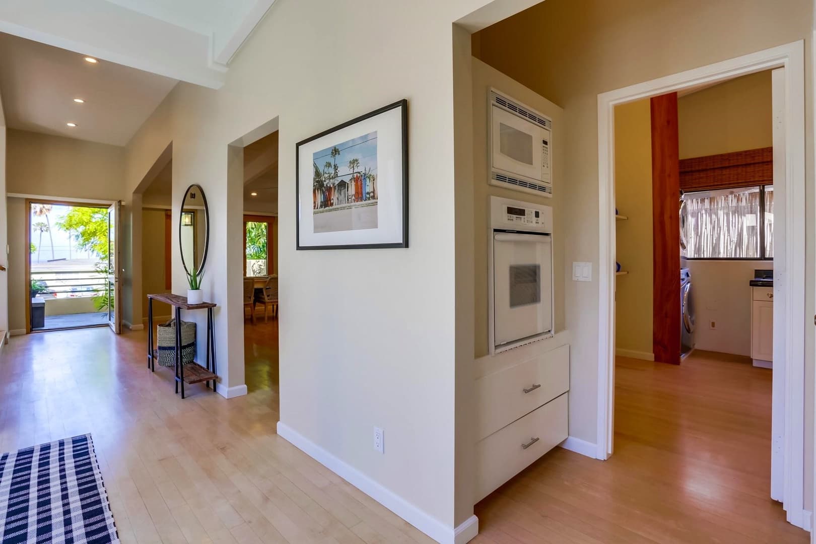 Summer Sea Home - Image 11