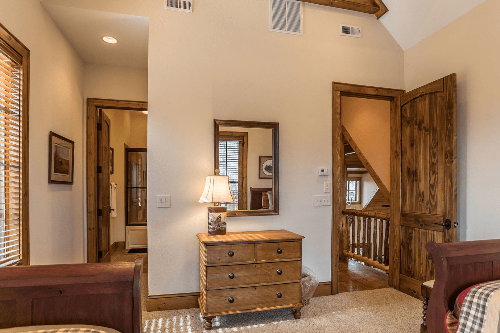 Elk Camp Lodge - Image 29