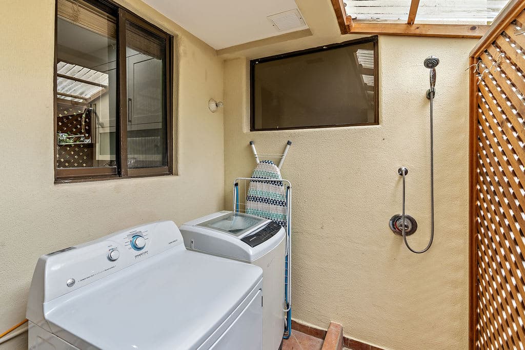 Coco Sunset Hills Residence - Image 11