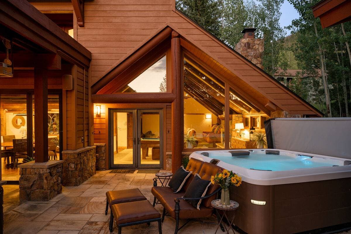 Four Sisters - Image 47