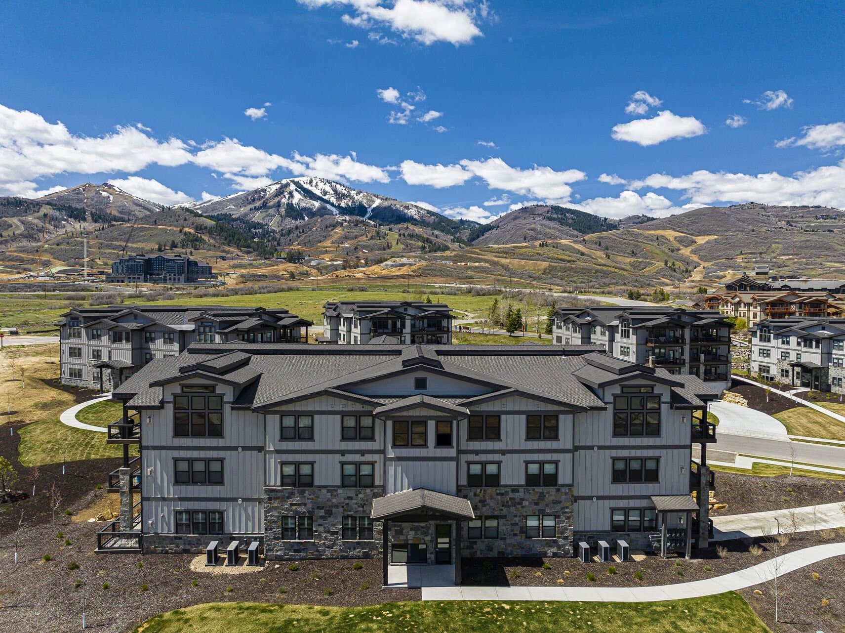 Mayflower Lakeside #45-304 - Image 44