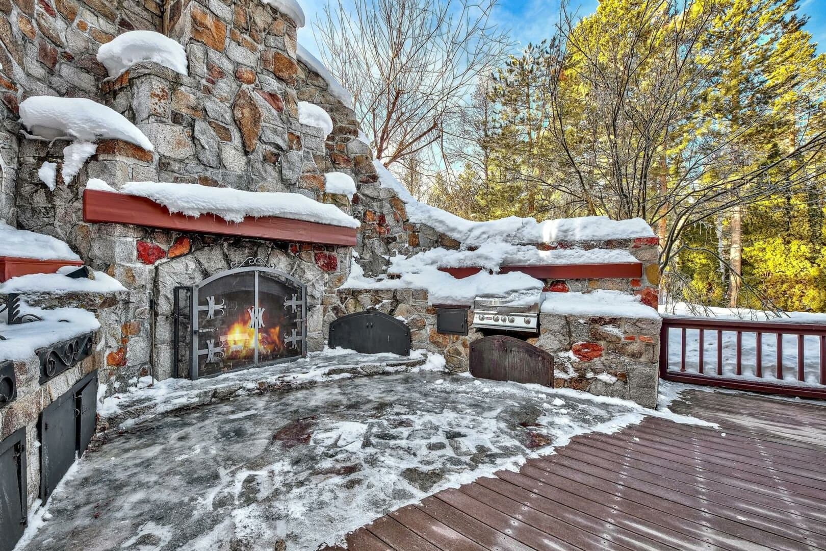 Lakefront Legacy - Image 31