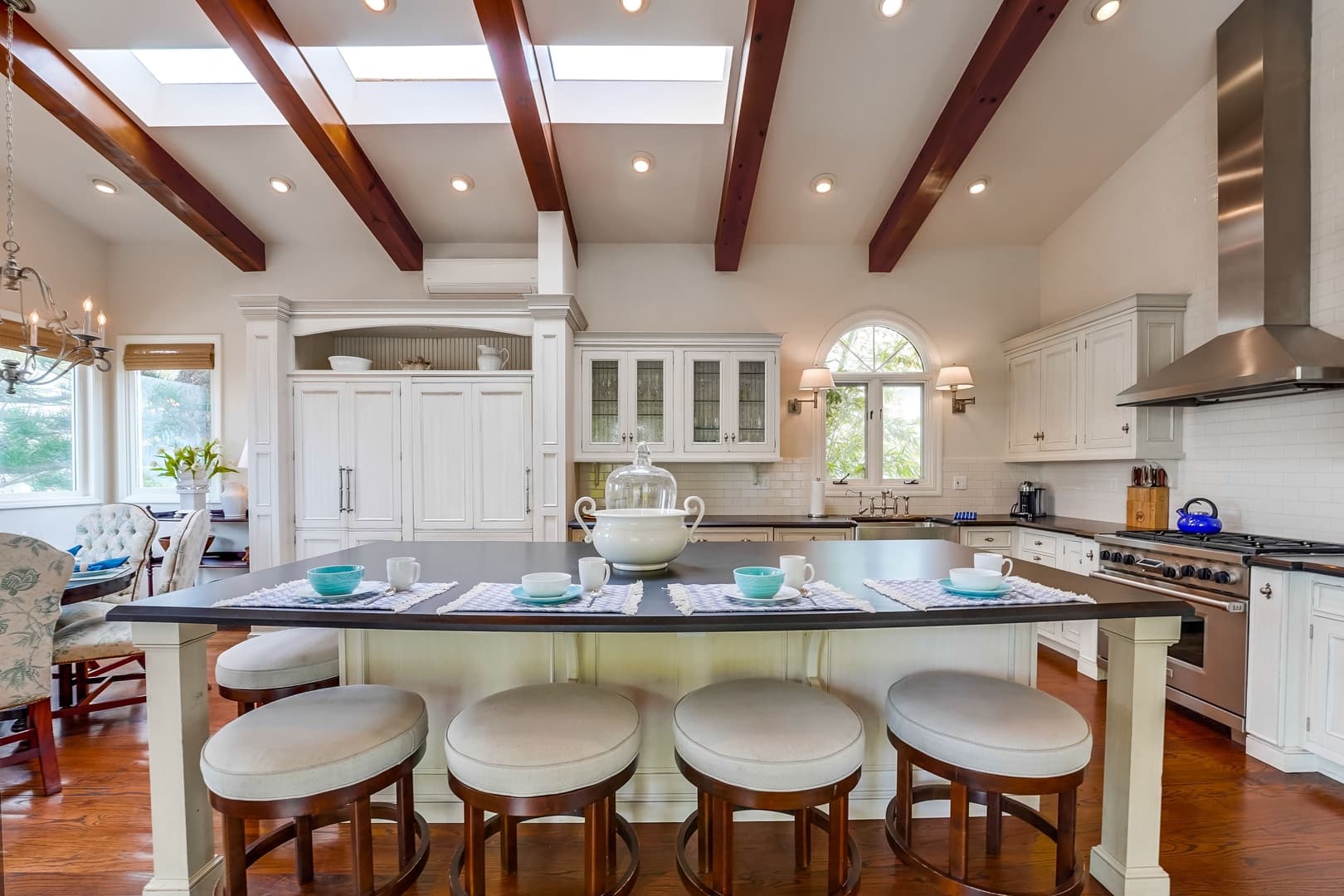 Beach Breakers Home - Image 5