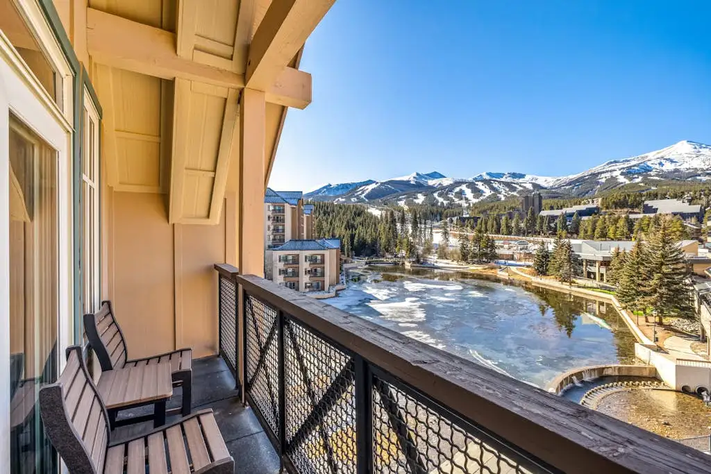 Main Street Station Condo #3401 - Image 2