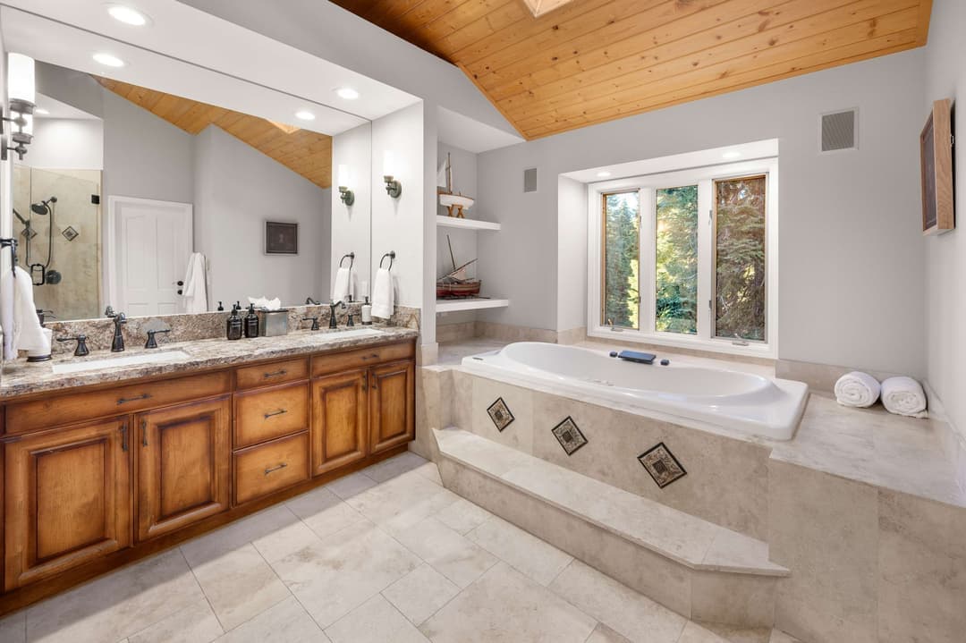 Cheshire Villa - Image 22