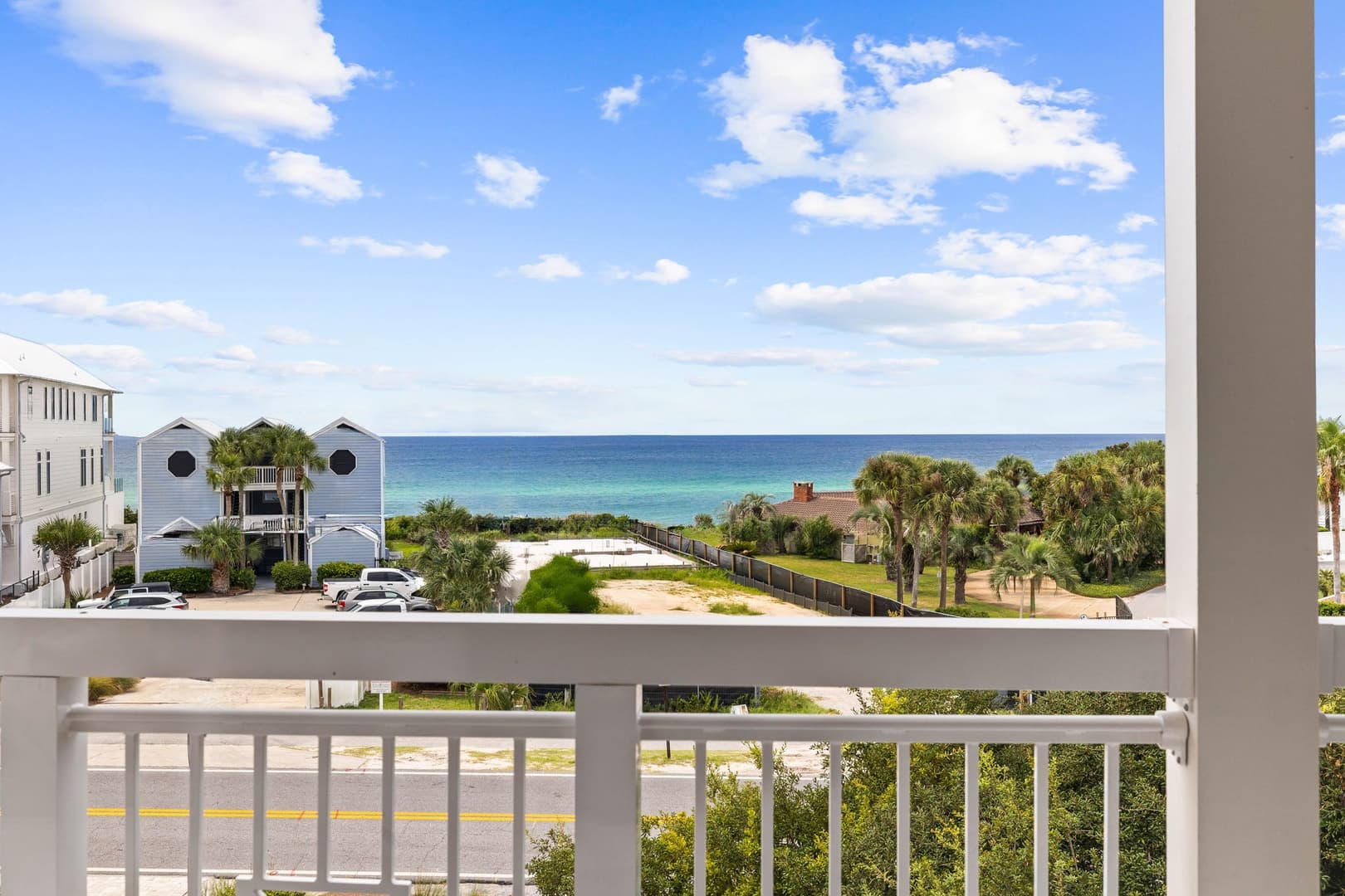 Eyes on Sunrise - Image 18