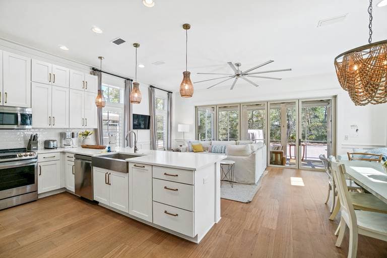 Georgia Peach at the Beach - Image 18