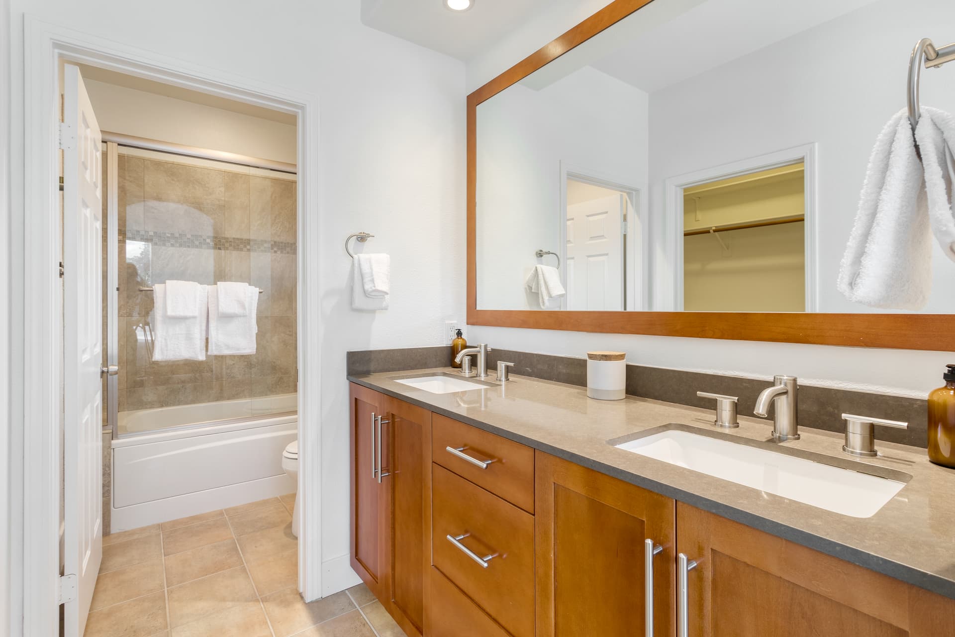 Painted Sand - Image 16