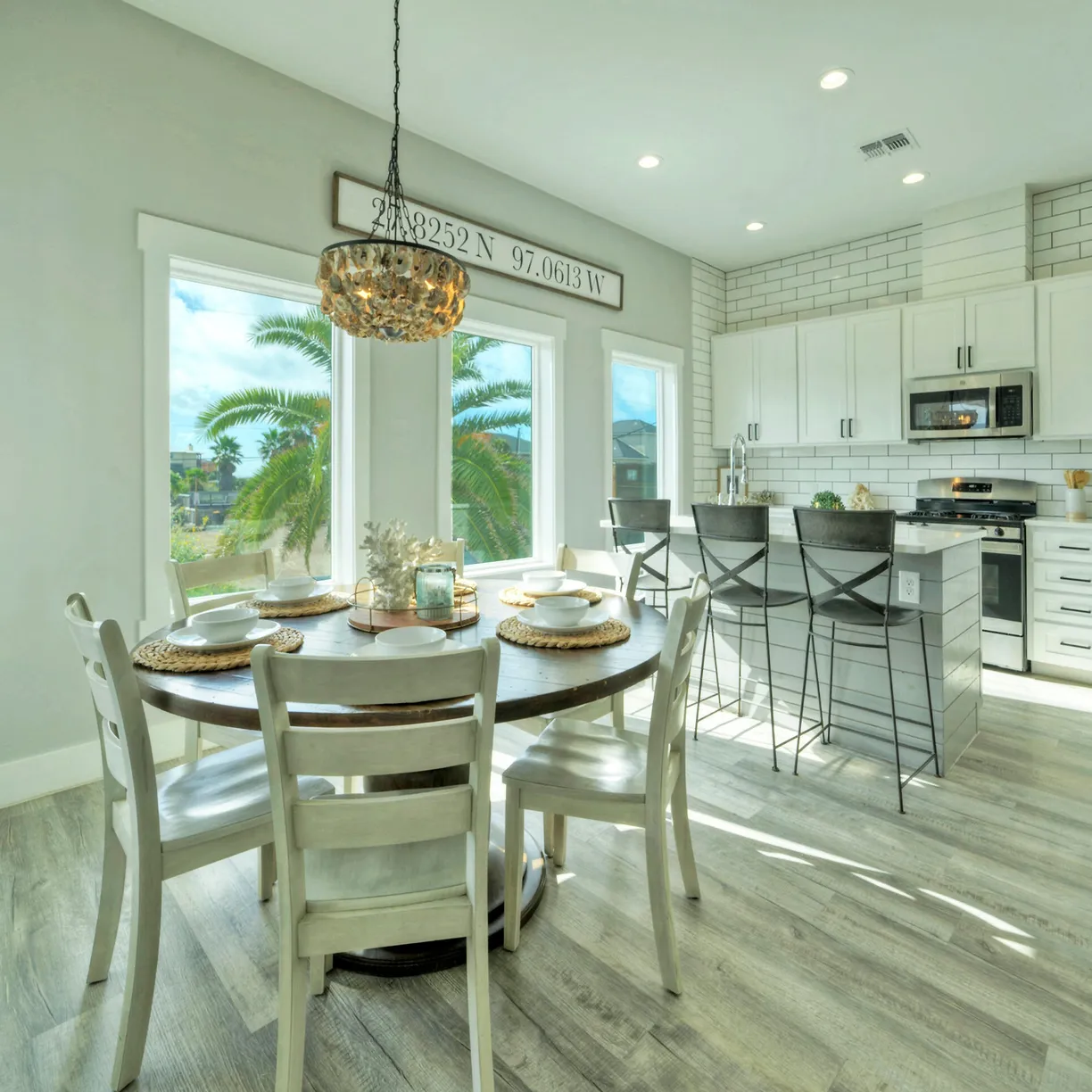 Wild Horse House - Image 5