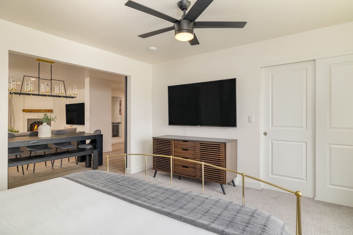 White Agate - Image 20