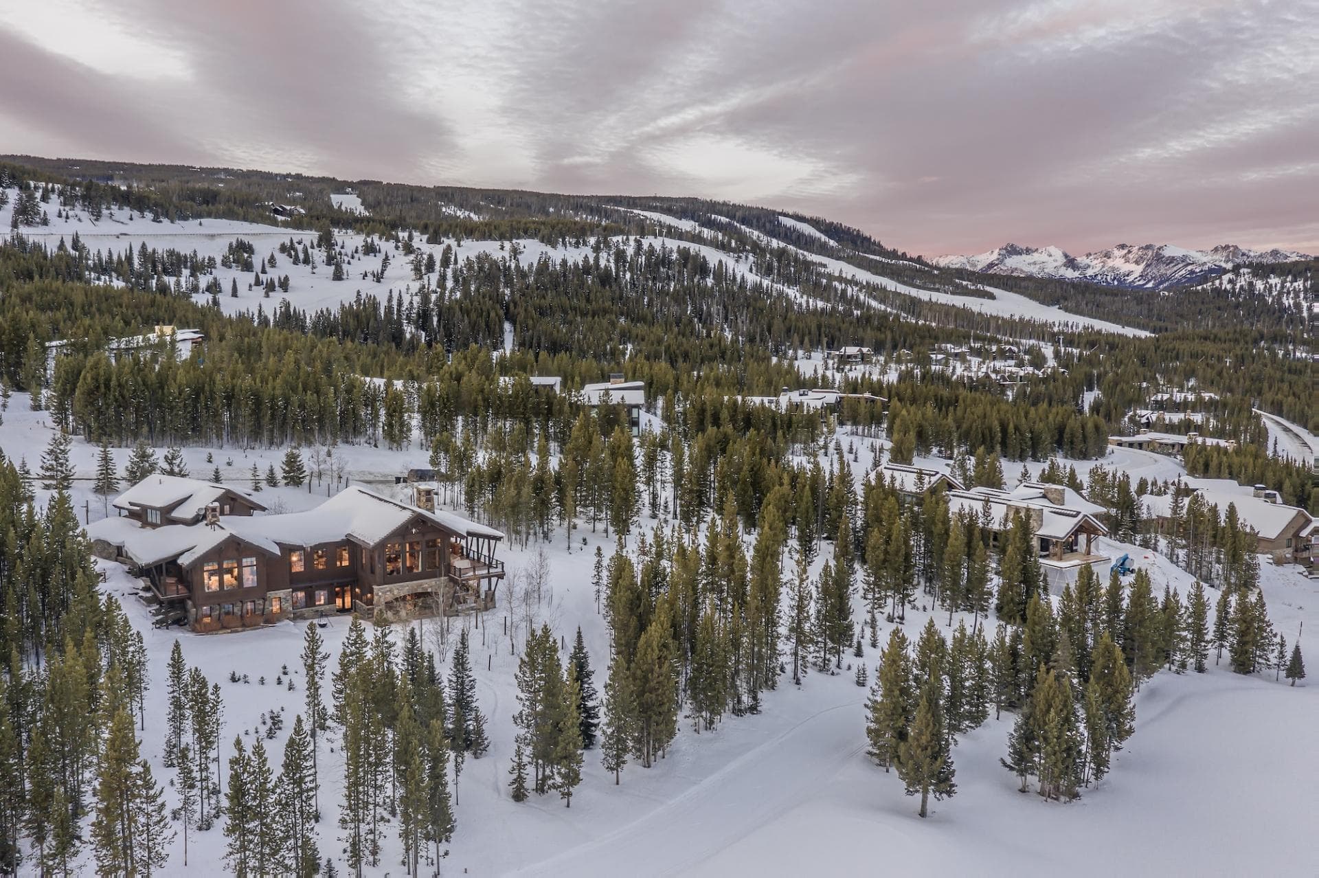 Last Best Chalet - Image 102