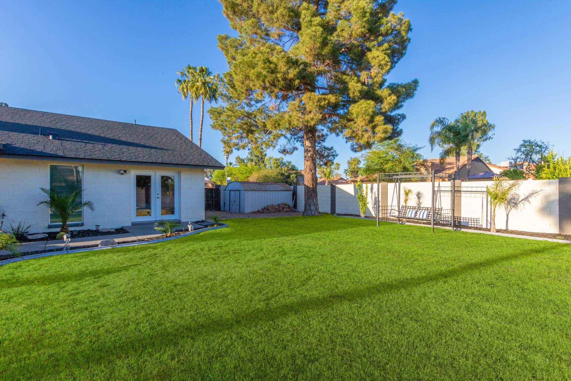 Kings Lux Escape - Image 27