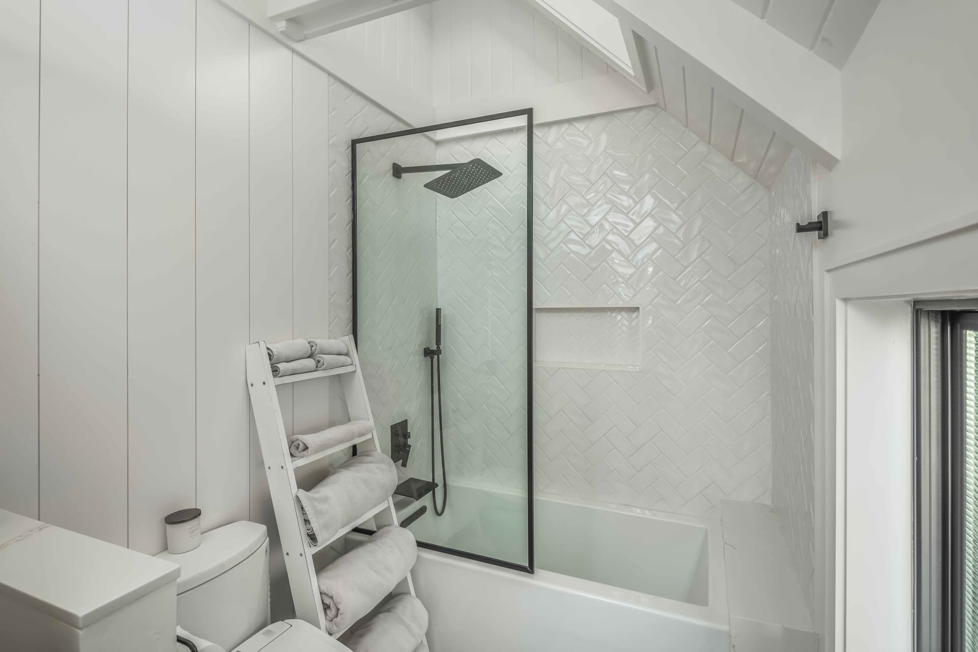 Neptune Experience - Image 14