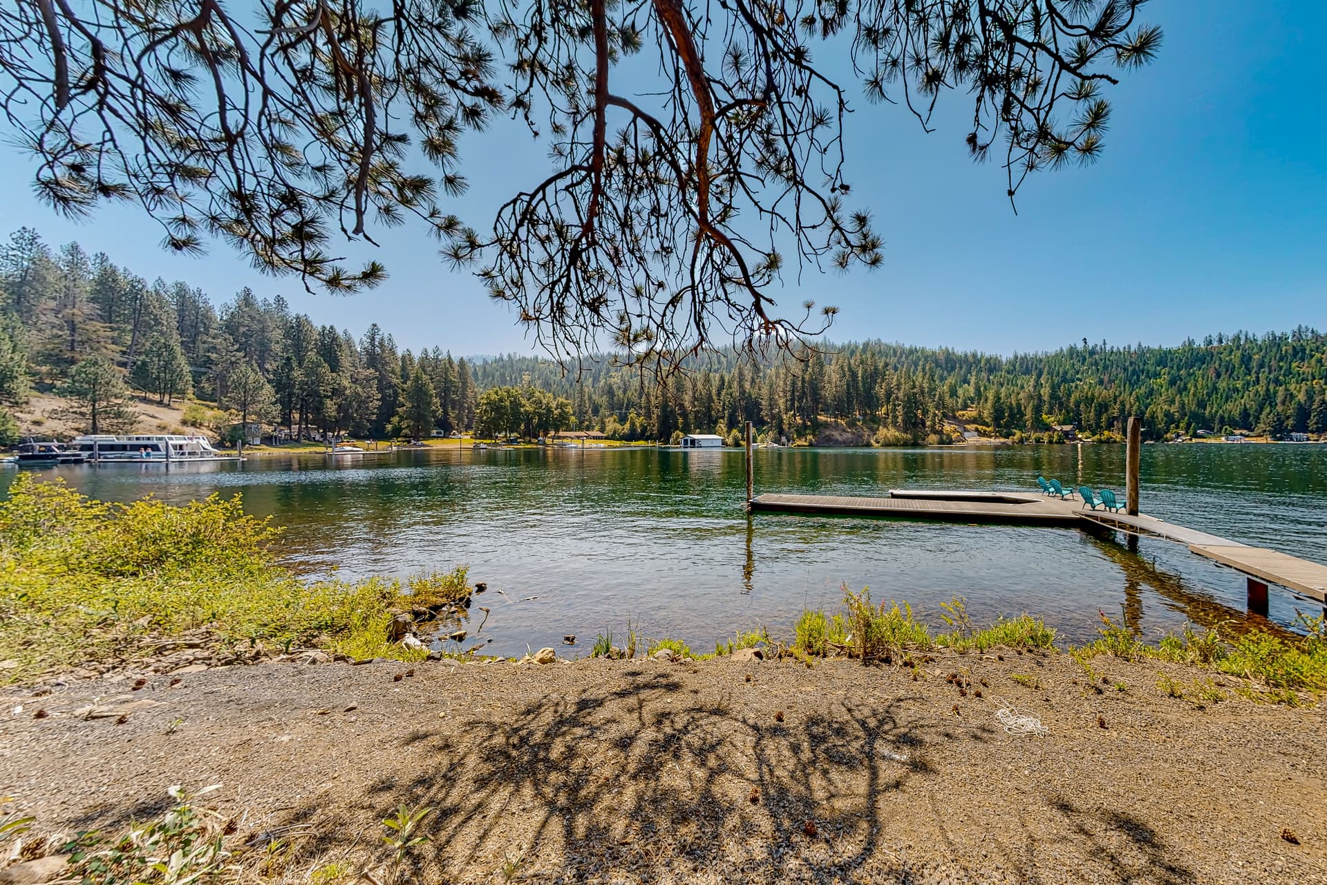 Leaning Pine Point at Half Round Bay - Image 39