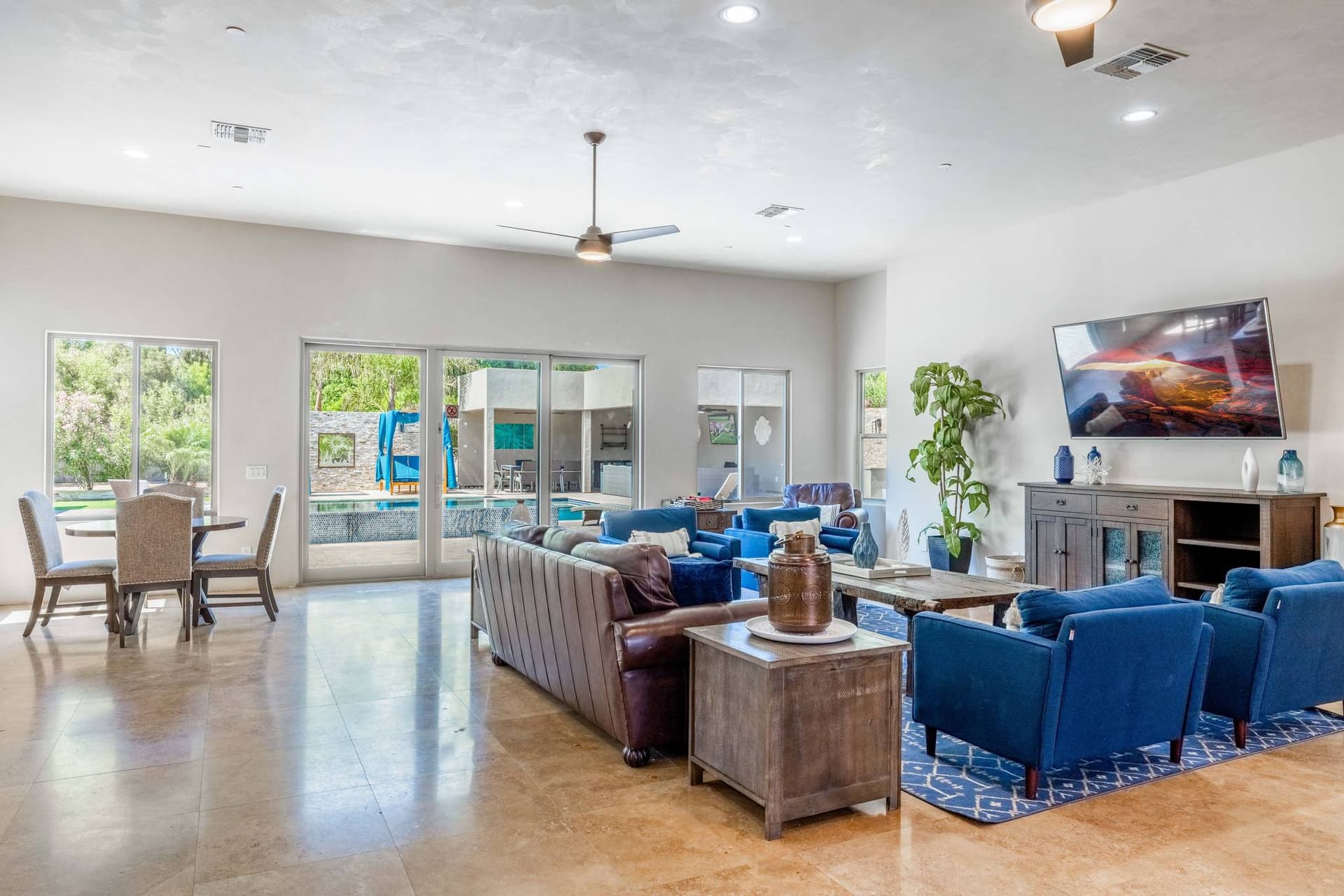 Residence on Cactus - Image 2