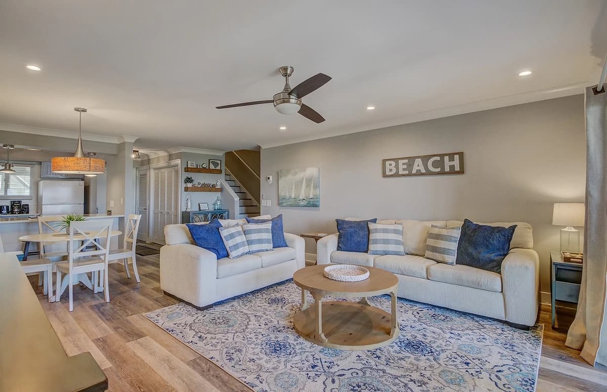 Mariners Walk #11B - Image 4