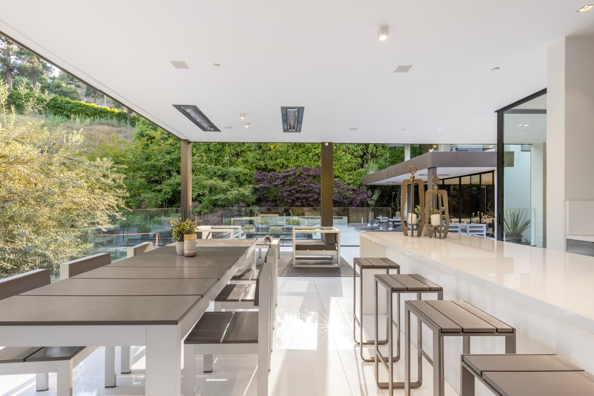 Lago Vista Modern - Image 44