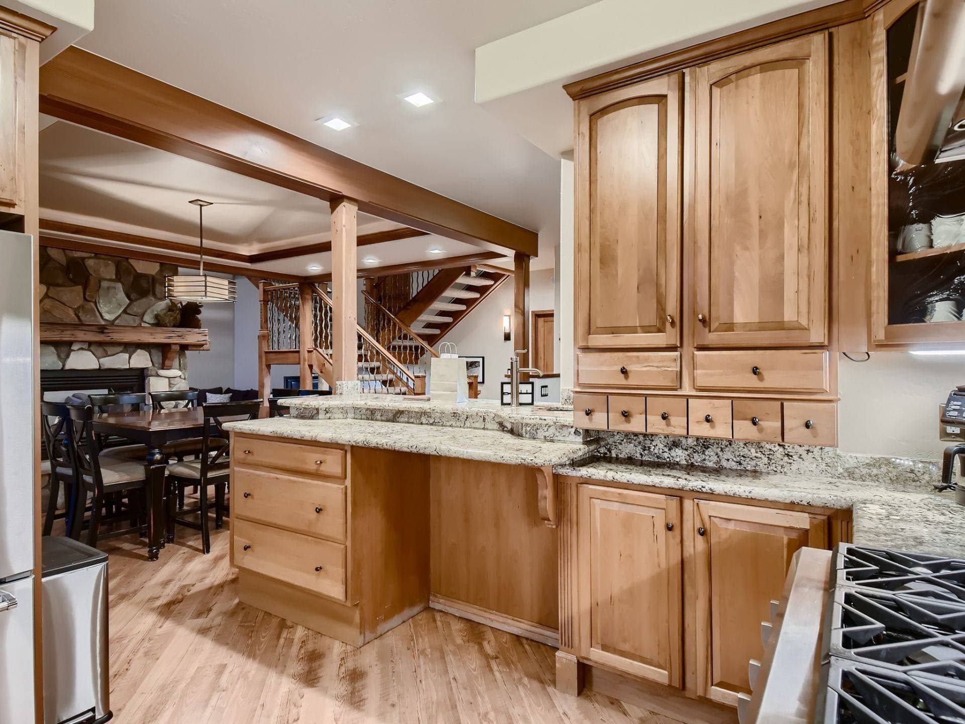 Gray Moose Place - Image 10