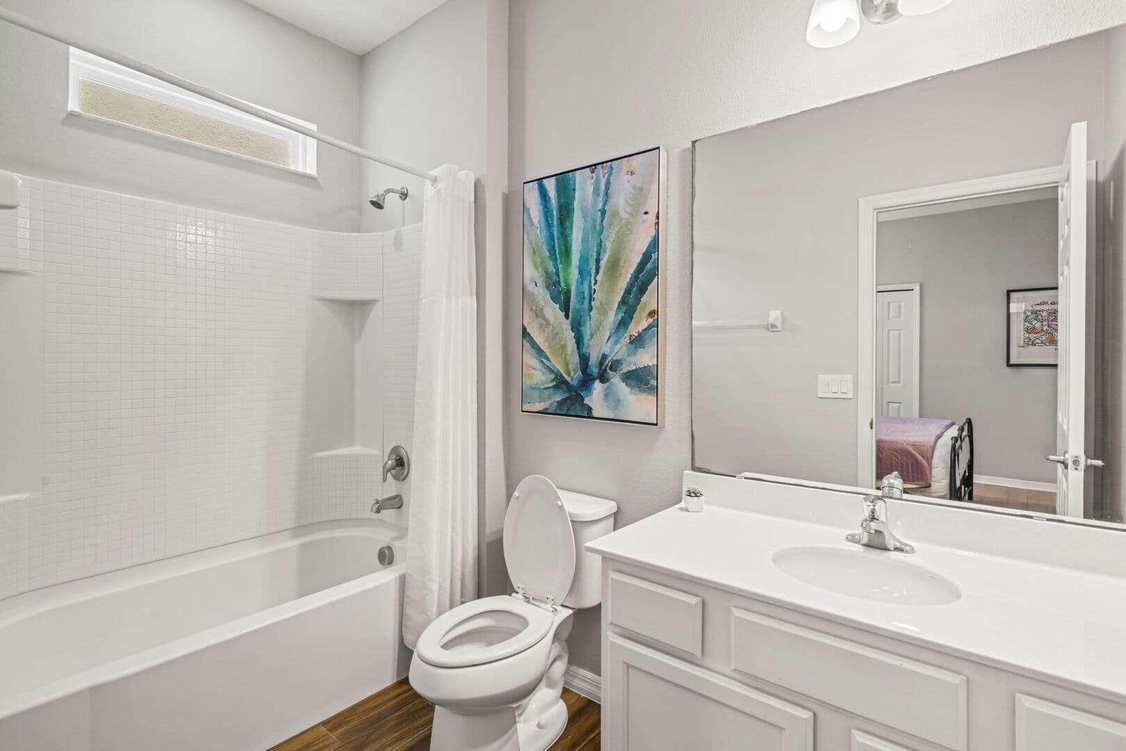 Gallery House - Image 64