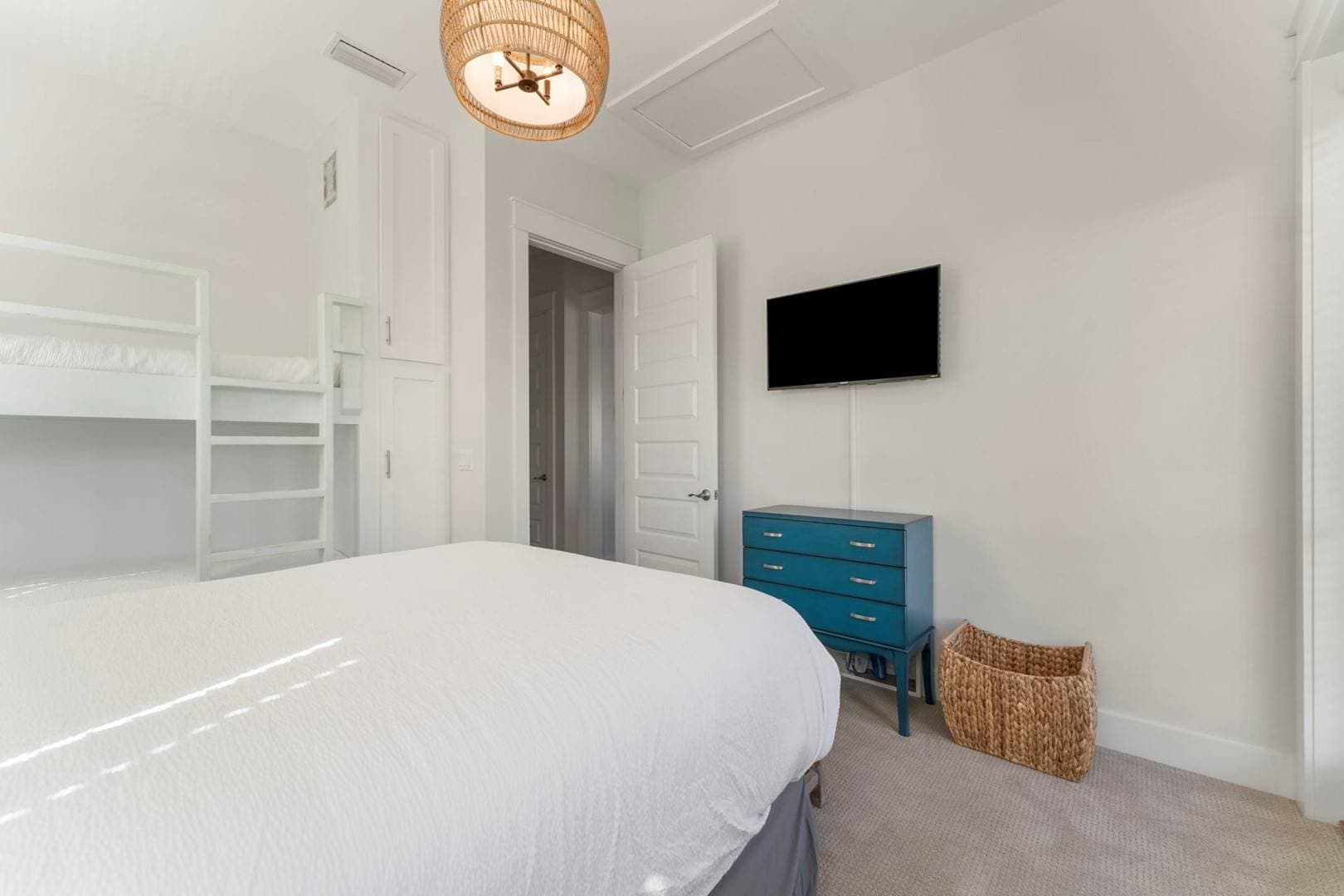 Palm Haven - Image 18