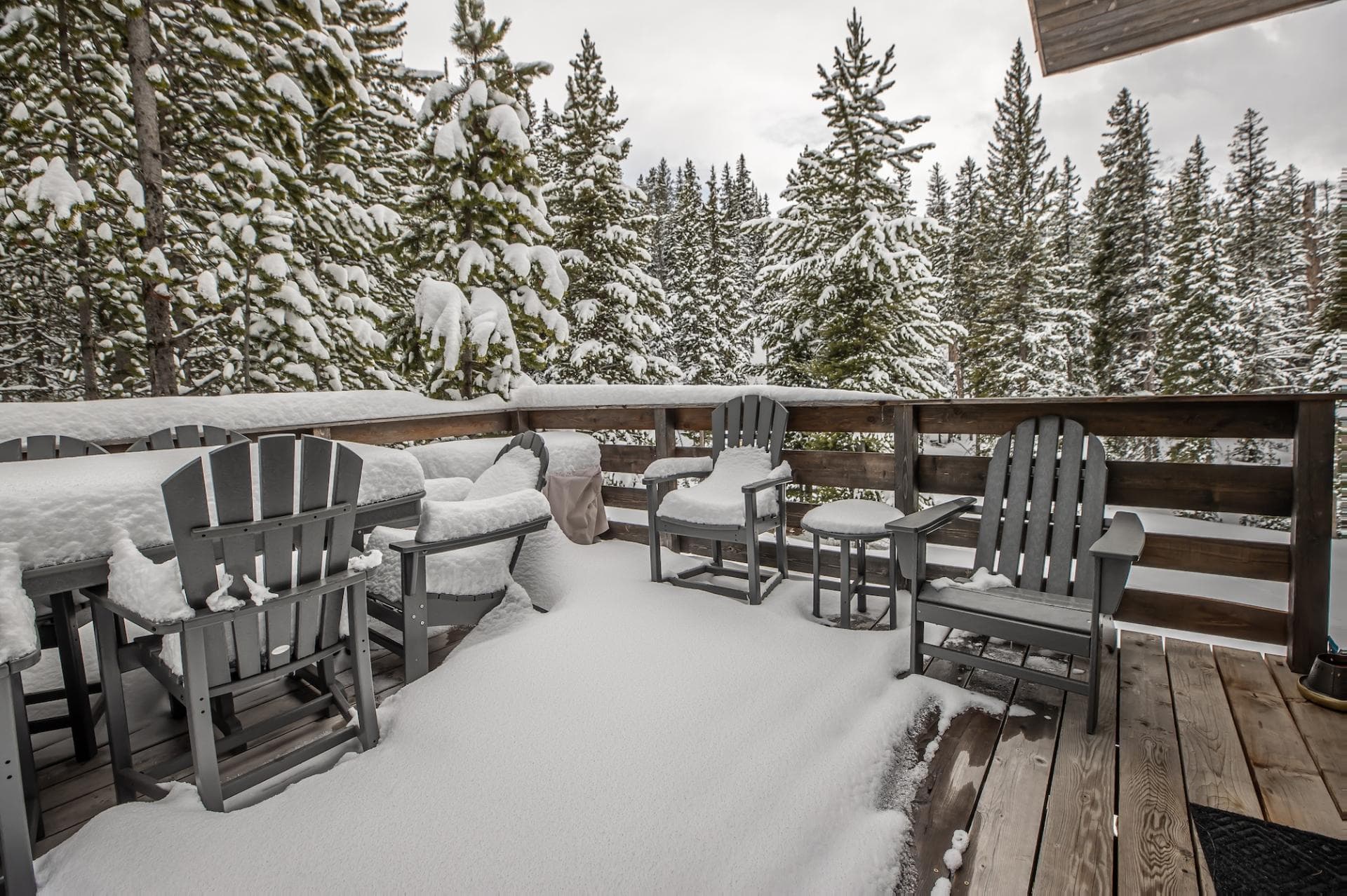 Lake Cabin #20 - Image 32