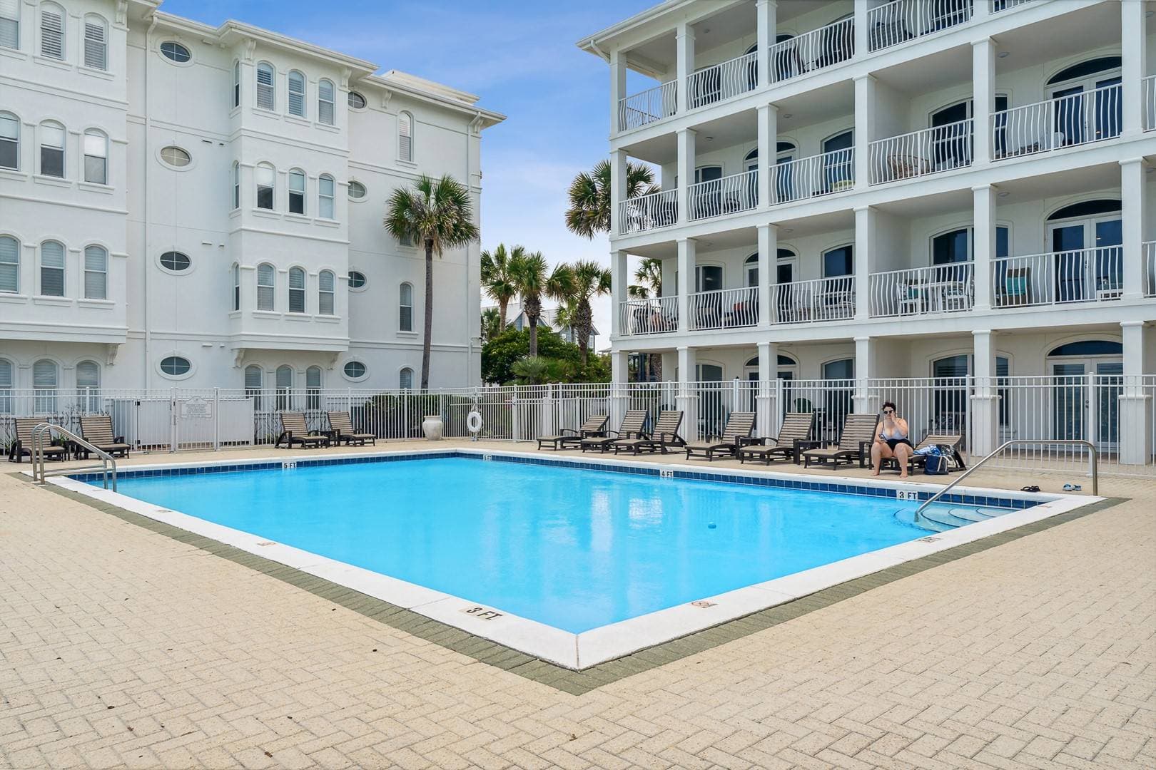 Rosey's Retreat - Image 39