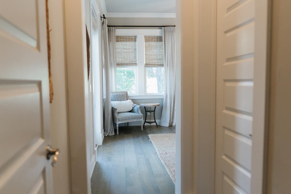 Serenity by the Sea - Image 29