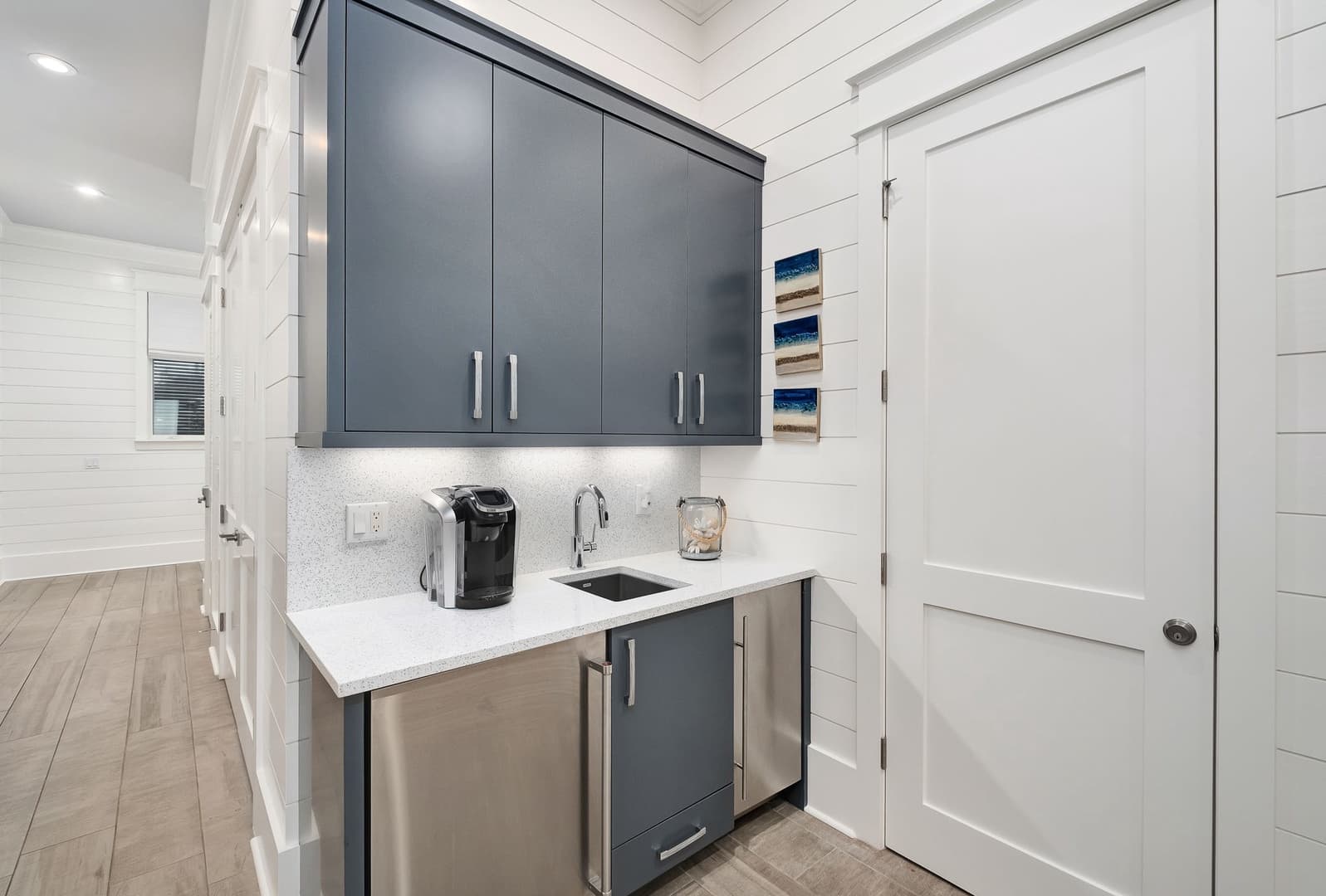 Seaside Serenity - Image 28