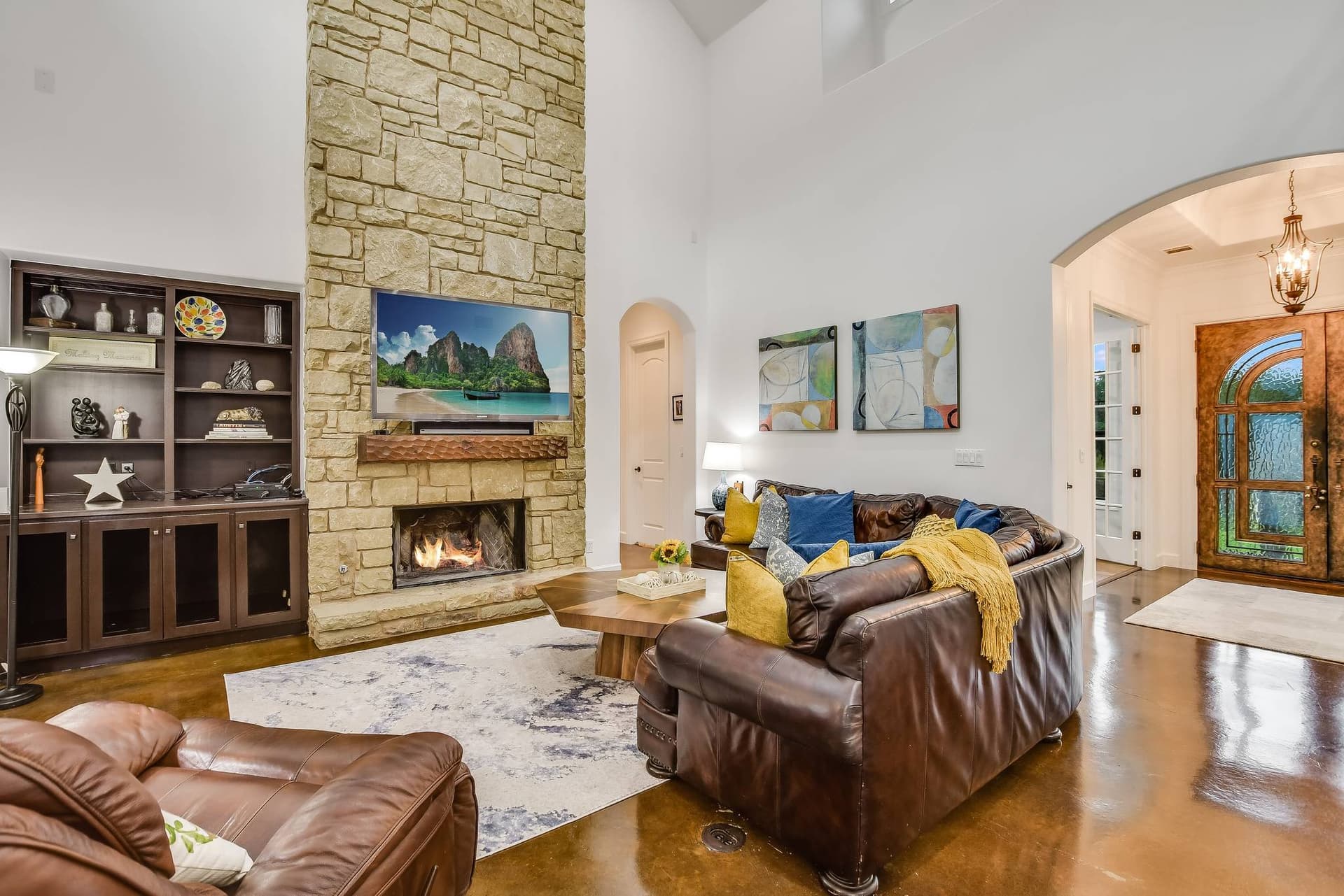 Hillside Oasis - Image 29