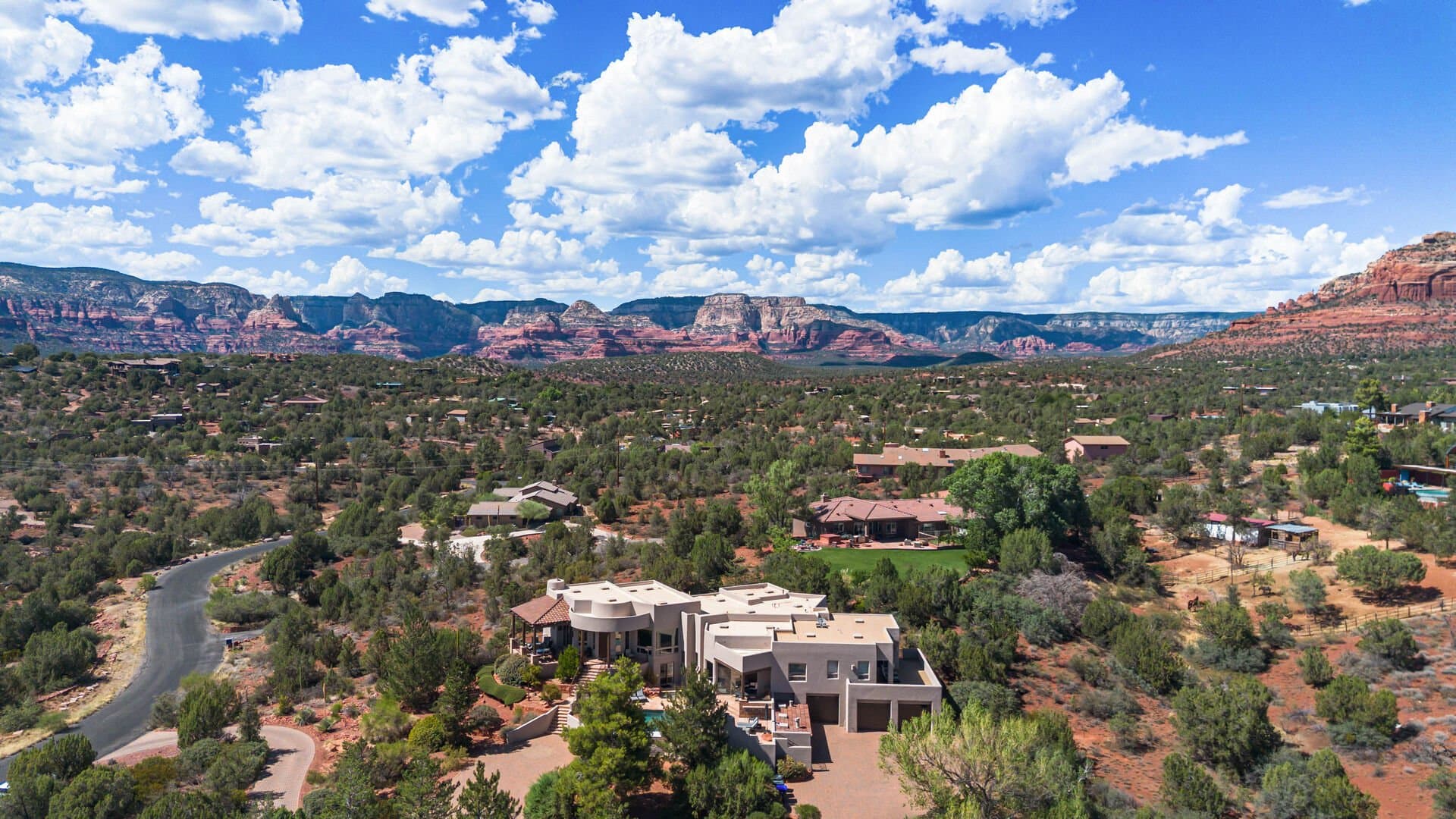 West Chateau - Image 3