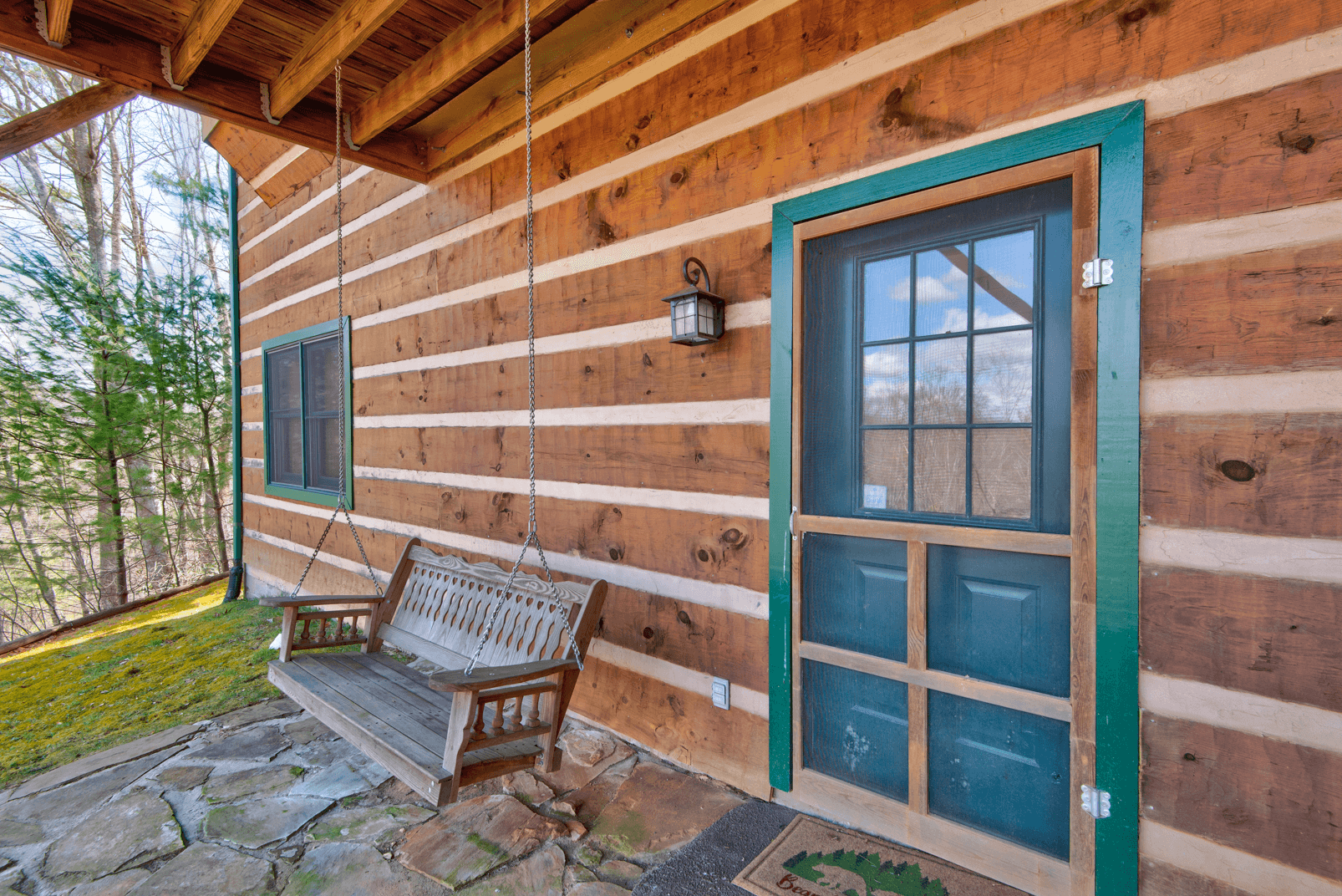 Cozy Bear Cabin - Image 36