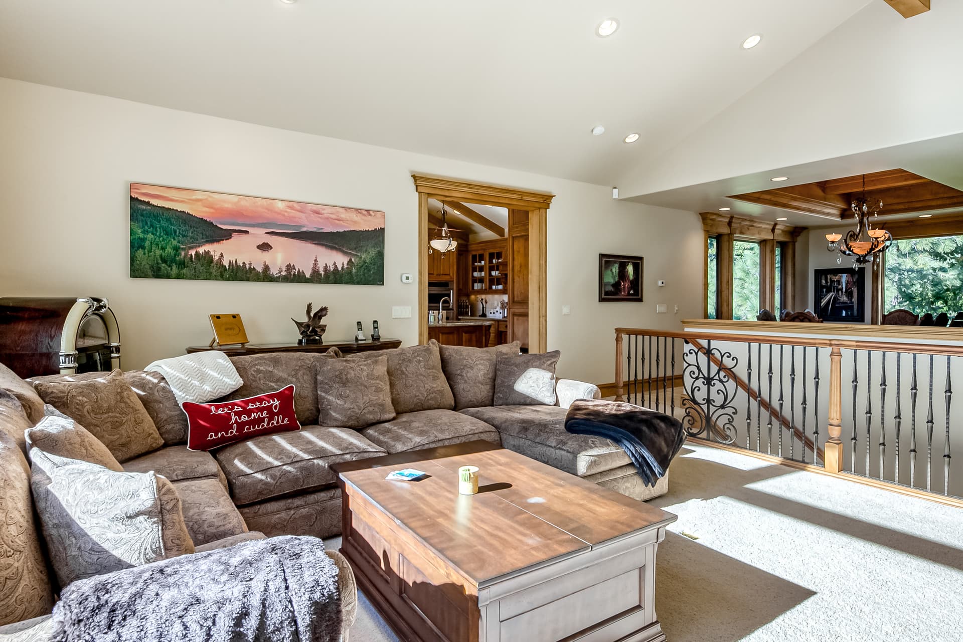 Alpine Luxury Home - Image 3