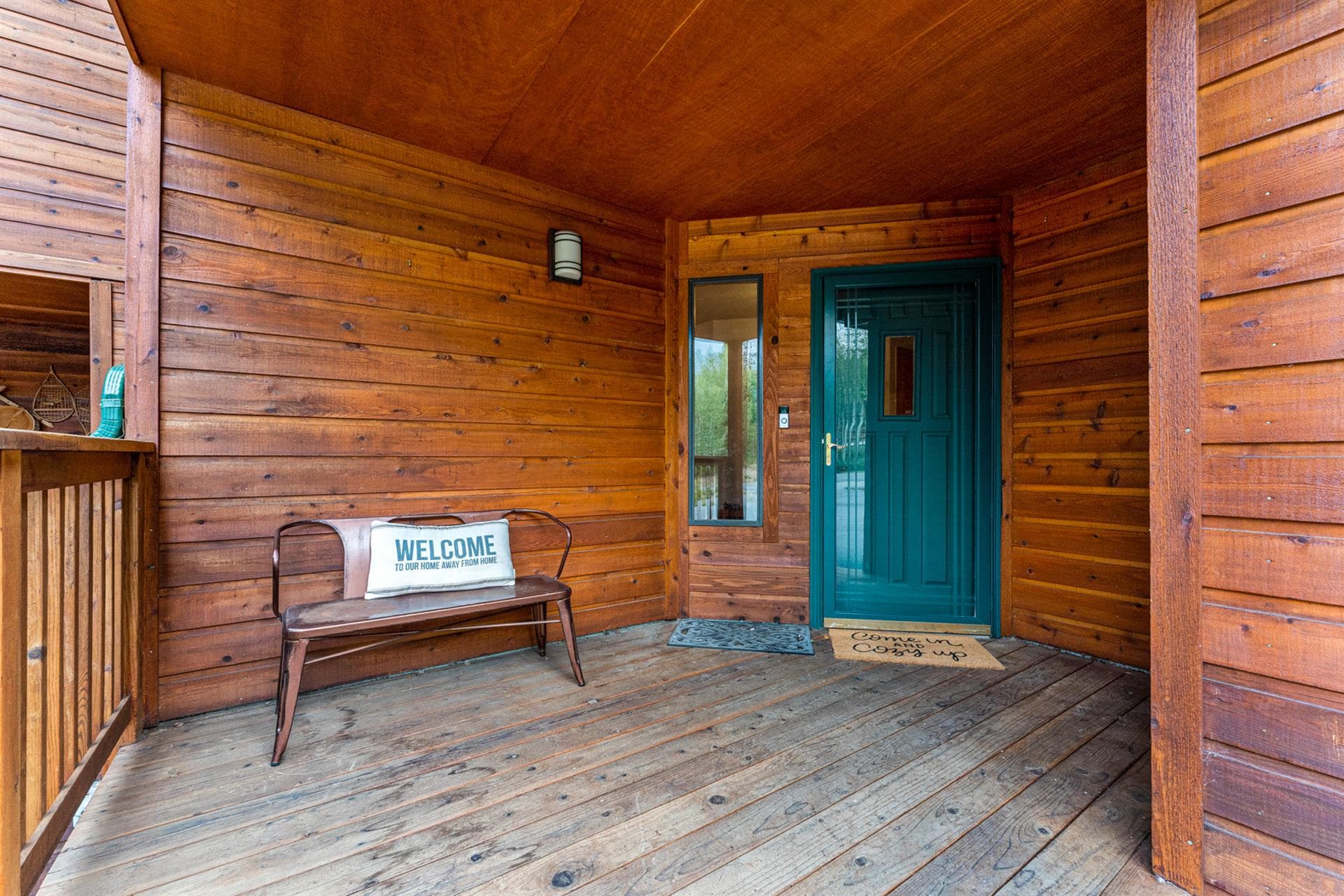 Burgundy House - Image 12