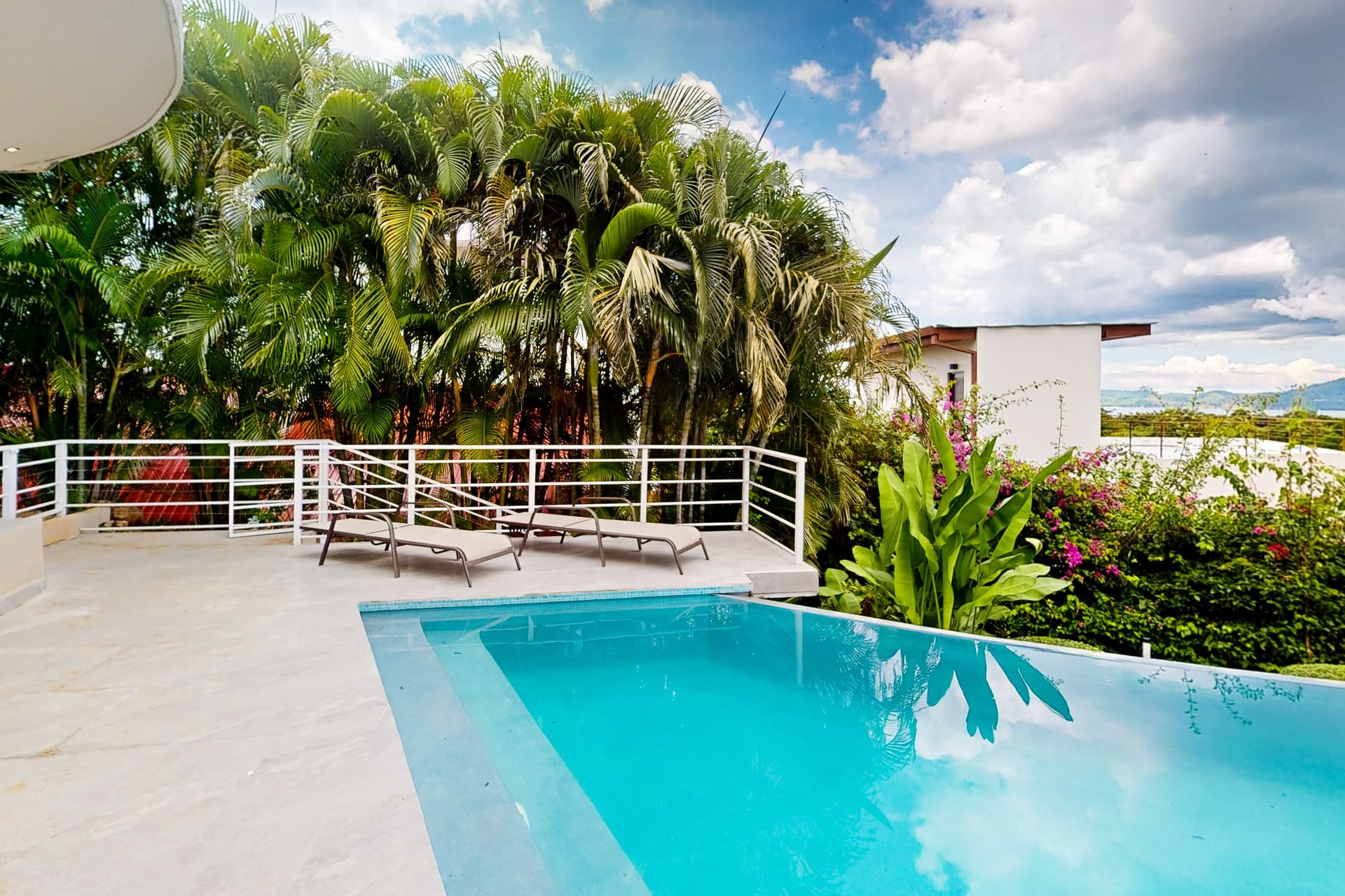 Casa Nalifos - Image 2