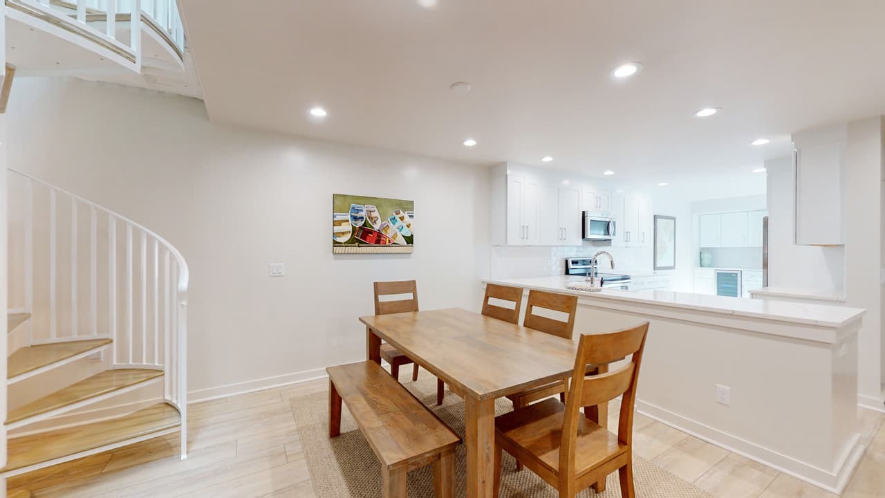 Blue Cove House - Image 7