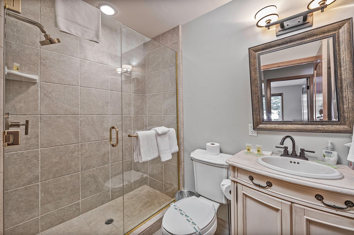 Lynda House - Image 17