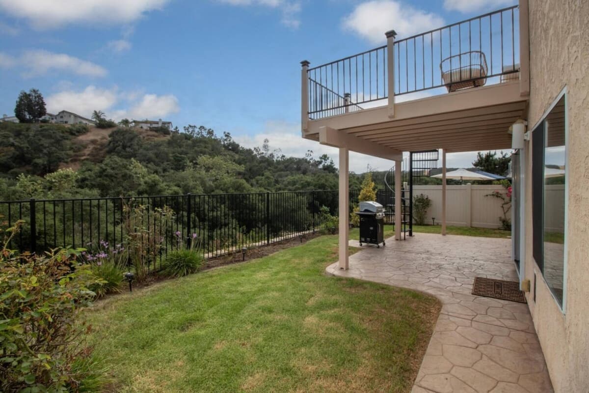 Sunset Views Retreat - Image 3