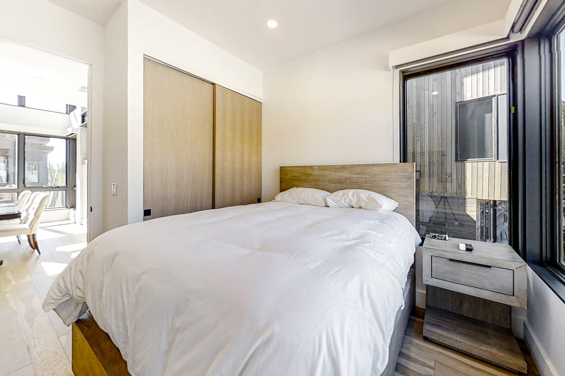 Ridgeline Oasis Place - Image 9