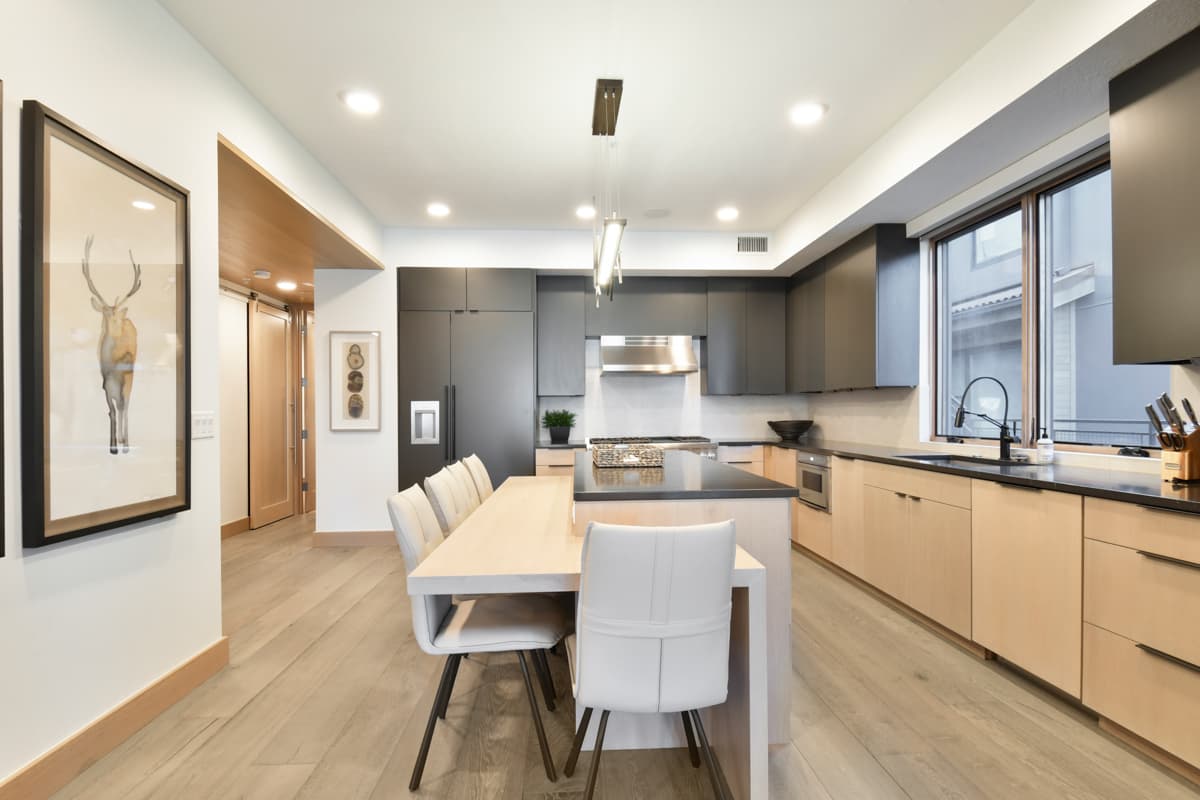 Kings Crown #201B - Image 8