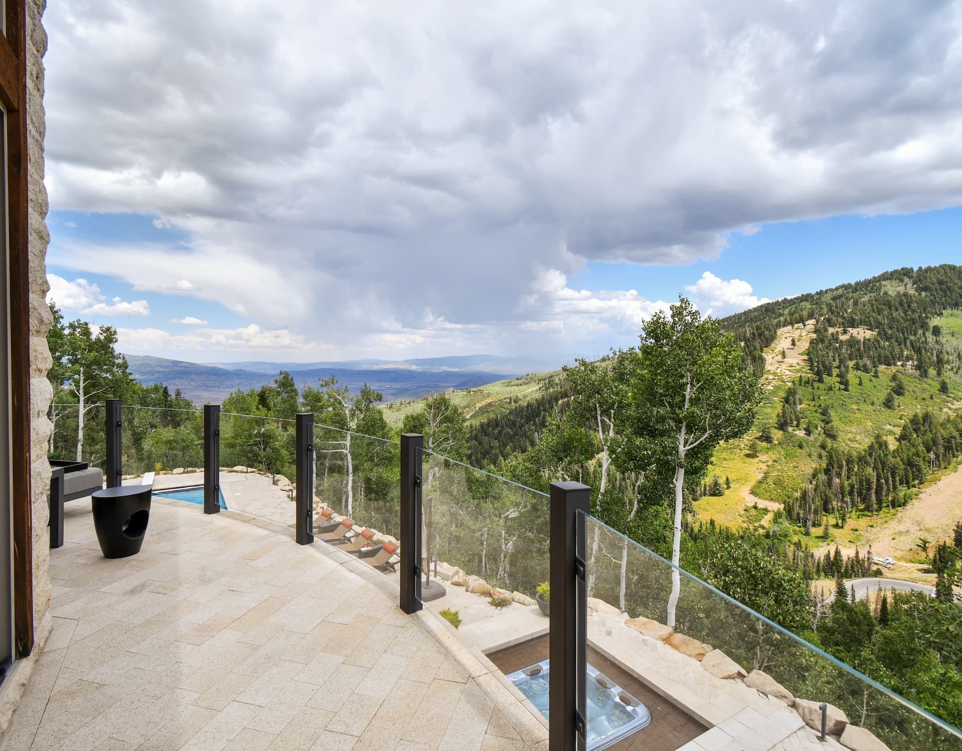 Sky Villa - Image 51