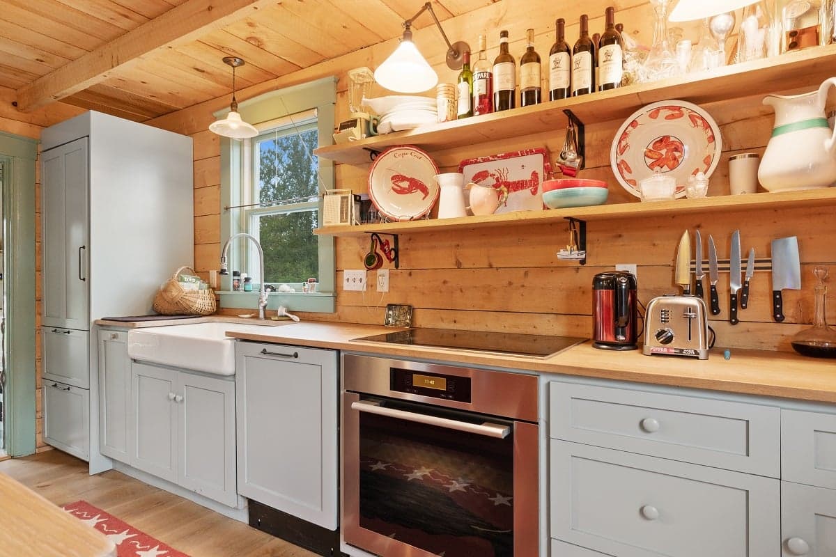 Chatham Farmhouse - Image 6