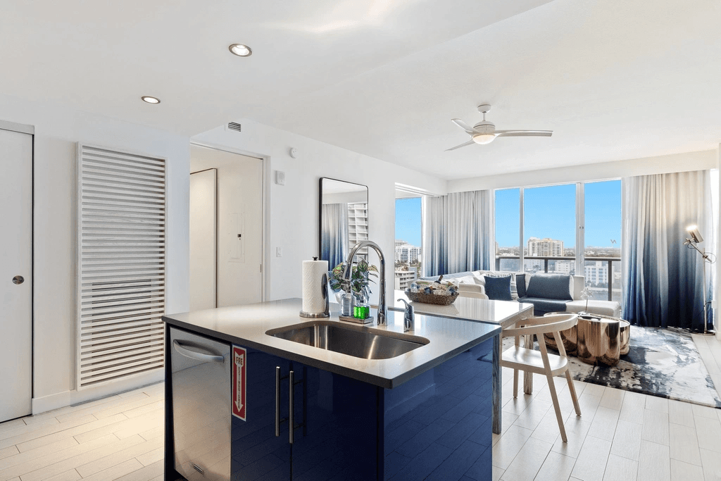 Skyline #1104 - Image 10