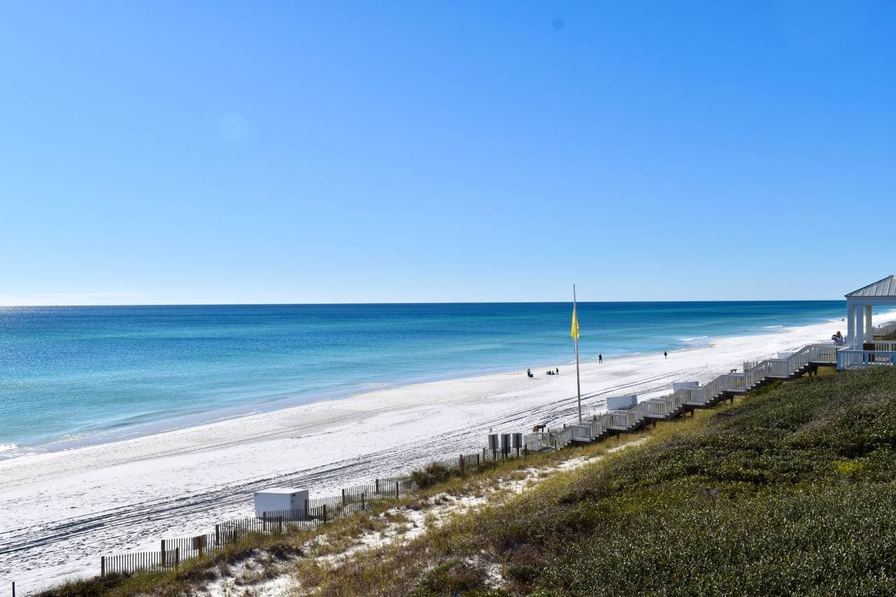 Golden Dune Home - Image 13